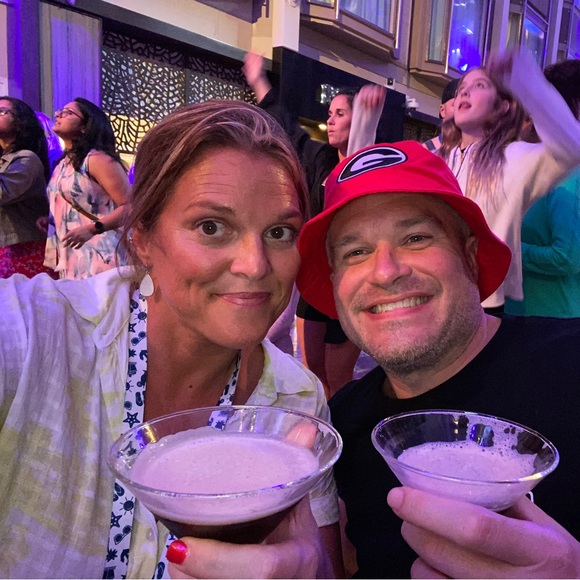 Meet your Posher, Michelle - Picture 1 of 3